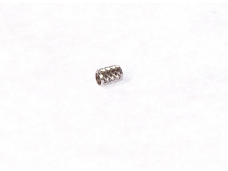 Telescopic screw nut with notches